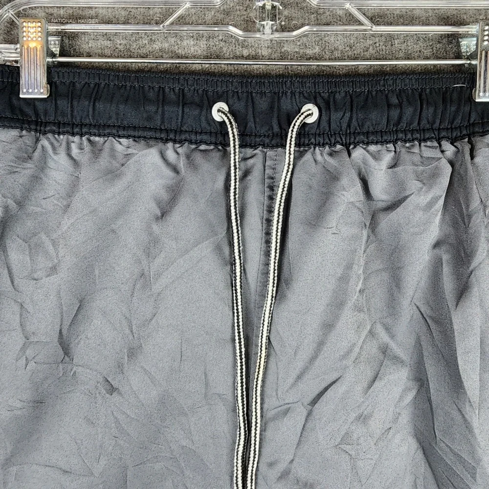 Speedo Swim Trunks Mens Small Grey Black Colorblock Athletic Board Shorts